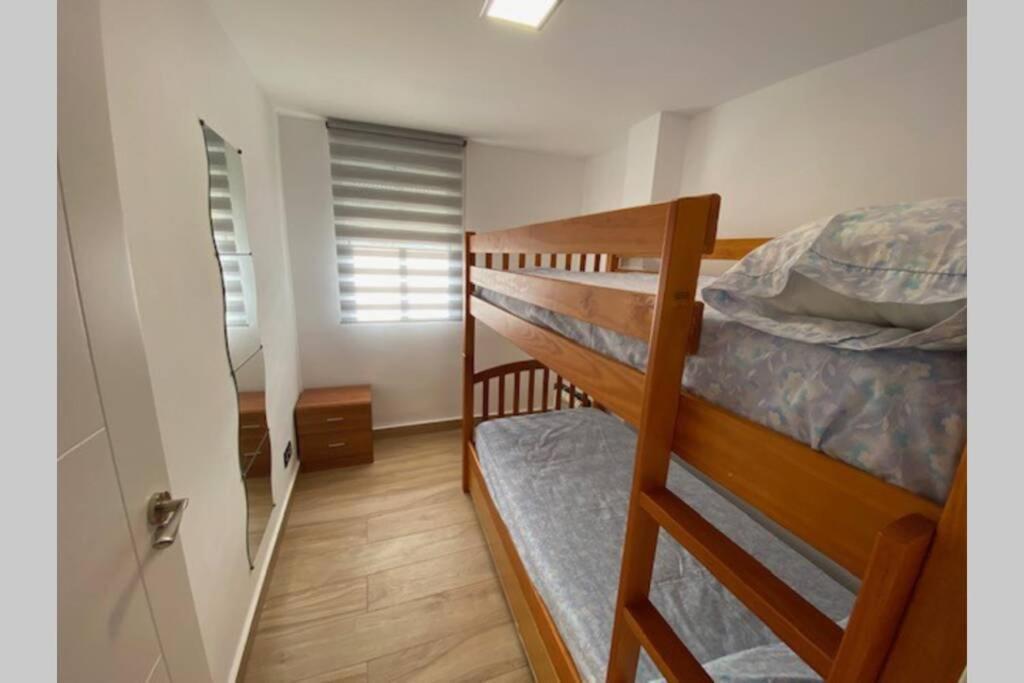 Magnifico Apartamento Con Vistas Al Mar, 1ª Linea อัลมูเญการ์ ภายนอก รูปภาพ