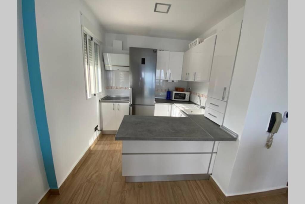 Magnifico Apartamento Con Vistas Al Mar, 1ª Linea อัลมูเญการ์ ภายนอก รูปภาพ